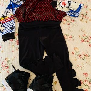 Victoria’s Secret leggings.